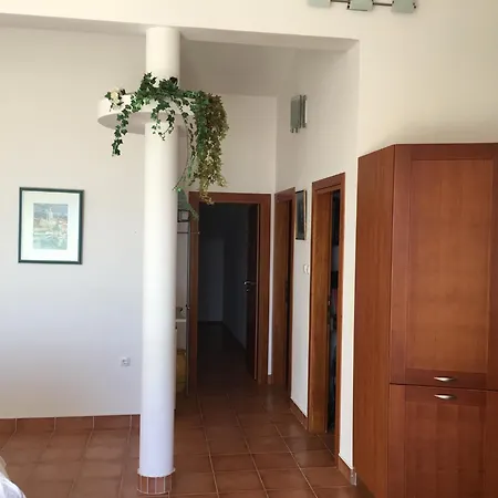 Apartmenthaus Novi*** * نوفي فينودولسكي