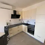 Apartmenthaus Novi*** Apartment Novi Vinodolski