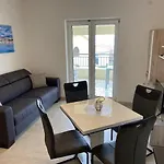 Apartmenthaus Novi*** *
