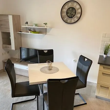 Apartmenthaus Novi*** Appartement *
