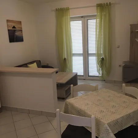 Apartmenthaus Novi*** Апартаменты