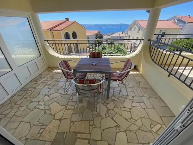Apartament Apartmenthaus Novi*** *